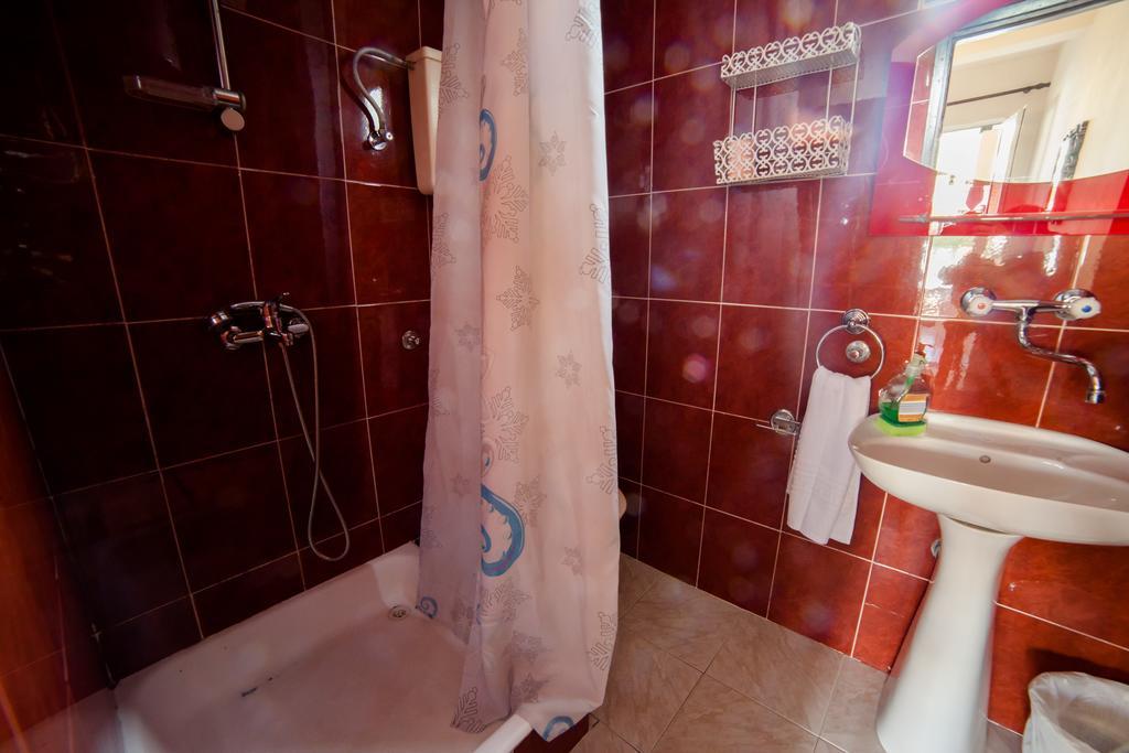 Guesthouse Sidro Ulcinj Extérieur photo