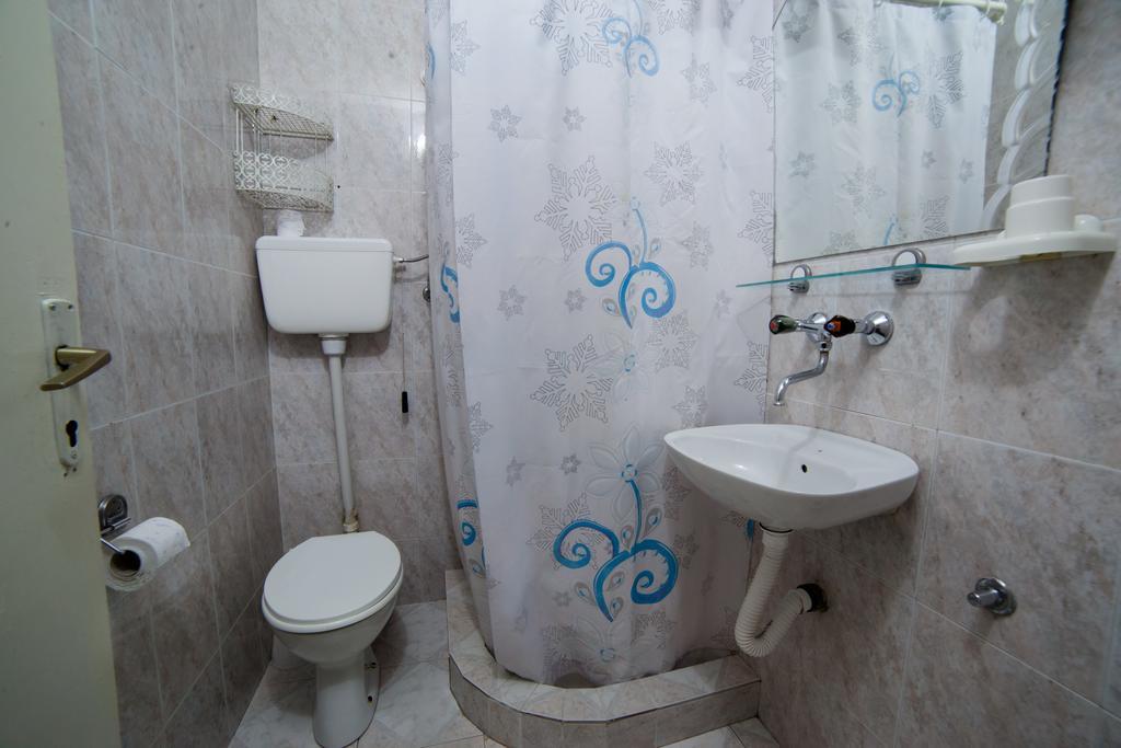 Guesthouse Sidro Ulcinj Extérieur photo