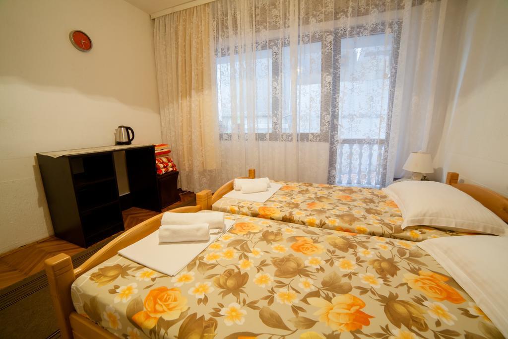 Guesthouse Sidro Ulcinj Extérieur photo