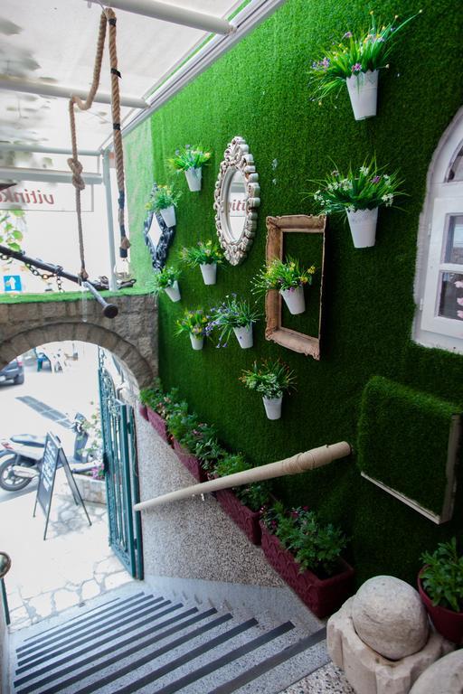 Guesthouse Sidro Ulcinj Extérieur photo